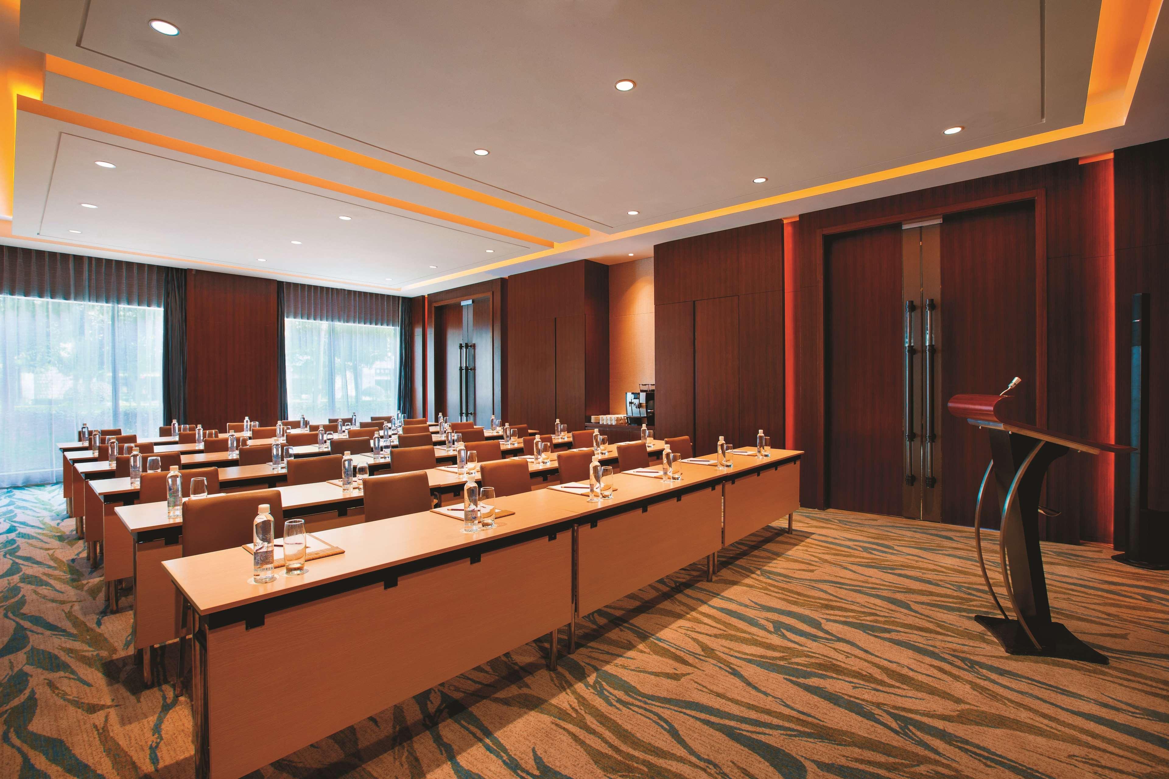 Hilton Garden Inn Lijiang Lijiang  Buitenkant foto