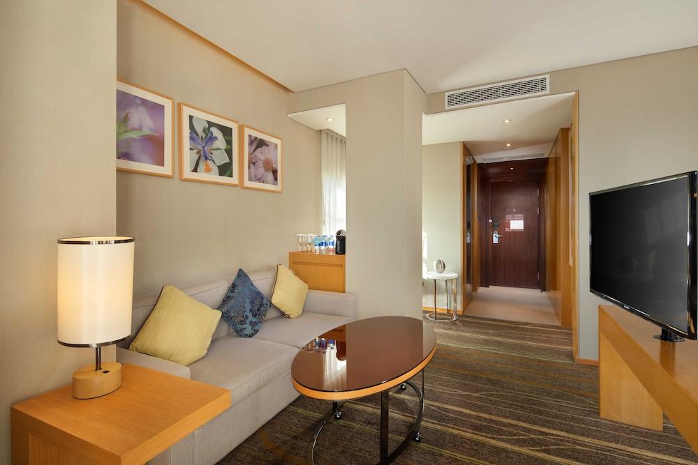 Hilton Garden Inn Lijiang Lijiang  Buitenkant foto