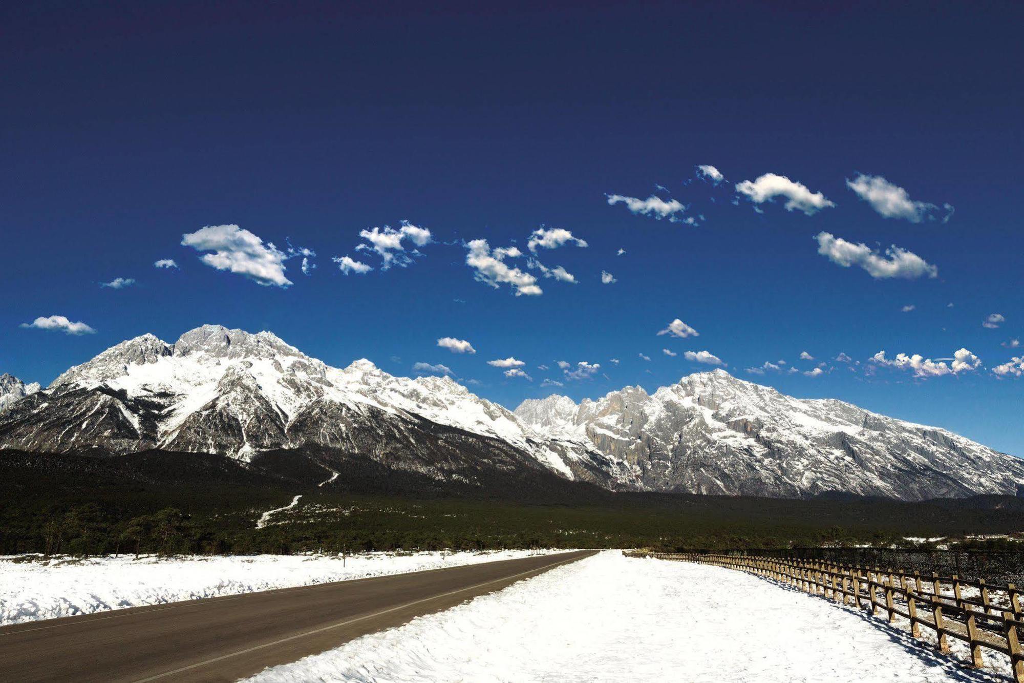 Hilton Garden Inn Lijiang Lijiang  Buitenkant foto